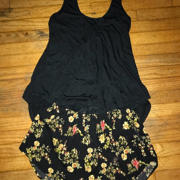 2piece - Picture 3 of 8